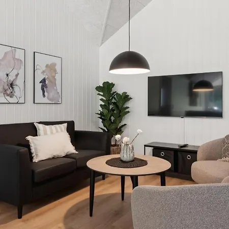 Villavilla 815 - Fjellerup, Ostjylland * Glesborg