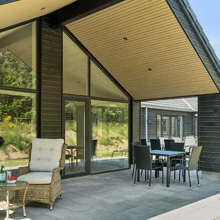 Villavilla 815 - Fjellerup, Ostjylland * Glesborg